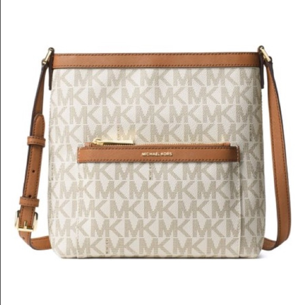 Michael Kors med messenger cross body  vanilla.